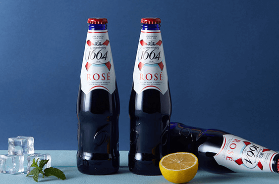 品尝嘉士伯1664桃红果味啤酒 女孩超爱喝